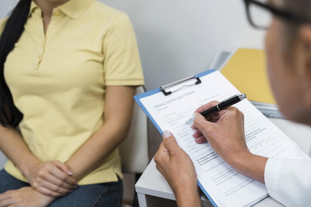 exames ocupacionais sendo realizados